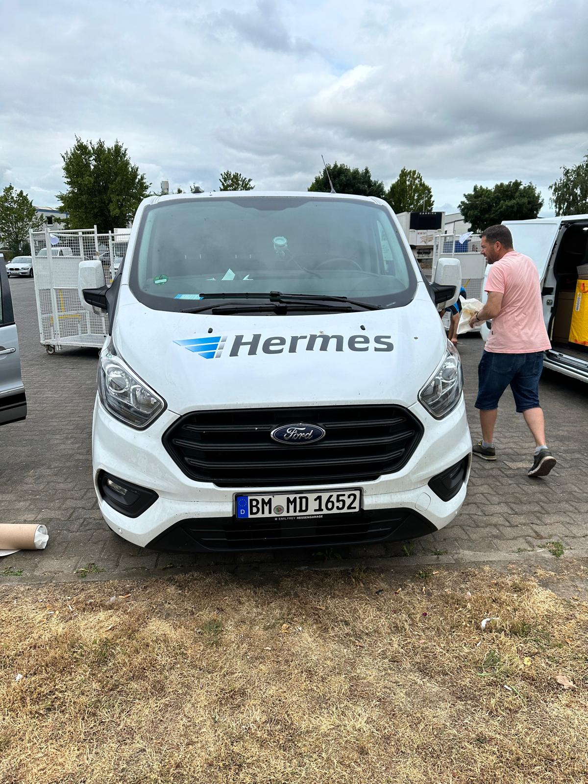 Hermes Ford Transit Beschriftung